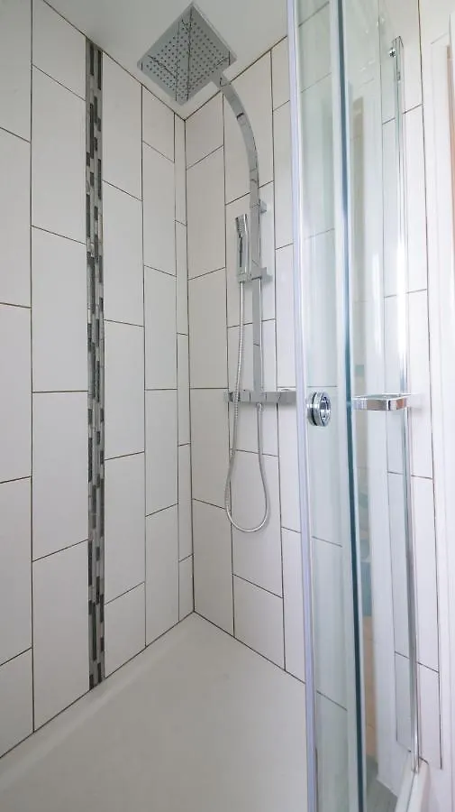 Appartement 3 Chambres - Parking - Wifi - Buanderie - Jardin 브레스트