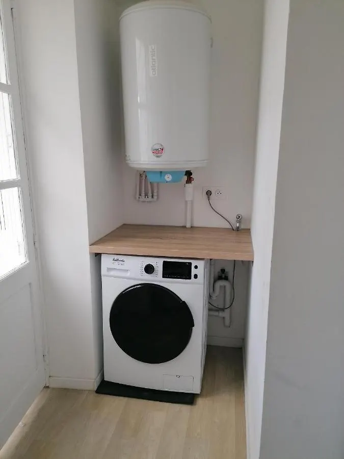 아파트 Appartement 3 Chambres - Parking - Wifi - Buanderie - Jardin 브레스트